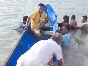 Nelayan di Kupang Tewas Terseret Arus Laut Pasang Nelayan di Kupang Tewas Terseret Arus Laut Pasang