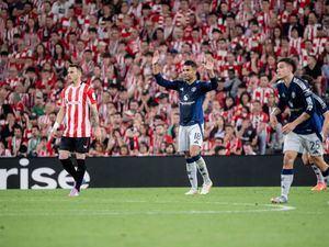 Casemiro Tatap Leg Kedua: MU Punya Banyak Masalah di Kandang