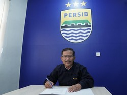 Kembalinya Djadjang Nurdjaman: Strategi Baru untuk Kebangkitan Persib