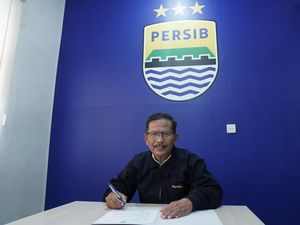 Misi di Balik Kembalinya Djadjang Nurdjaman ke Persib Misi di Balik Kembalinya Djadjang Nurdjaman ke Persib