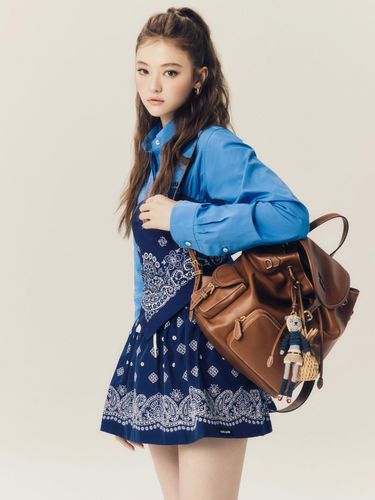 Ella MEOVV sebagai brand ambassador Miu Miu