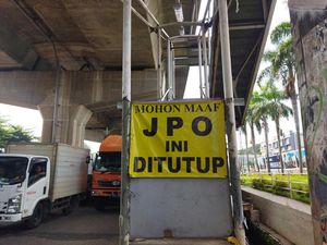 JPO Rusak Tanpa Pagar di Cakung Kini Diperbaiki, Begini Kondisinya JPO Rusak Tanpa Pagar di Cakung Kini Diperbaiki, Begini Kondisinya