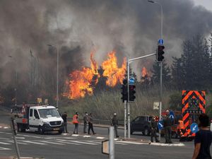 Israel Bak Neraka Imbas Dilanda Kebakaran Hutan