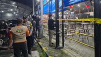 Digerebek Kasus Judi, Yanglim Plaza Dipasang Garis Polisi