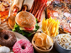 5 Makanan Tinggi Lemak Jenuh, Batasi Konsumsinya!