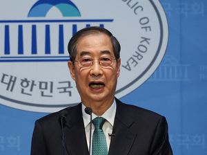 Mantan PM Korsel Han Duck-soo Nyapres di Tengah Krisis Politik Mantan PM Korsel Han Duck-soo Nyapres di Tengah Krisis Politik