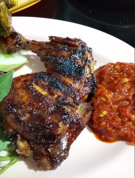 Mantul! Ini 10 Ayam Bakar yang Manis Gurihnya Bikin Nagih