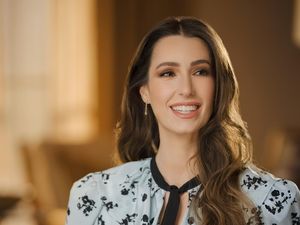 Penampilan Putri Rajwa dari Yordania Ultah ke-31, Disebut Mirip Kate Middleton Penampilan Putri Rajwa dari Yordania Ultah ke-31, Disebut Mirip Kate Middleton