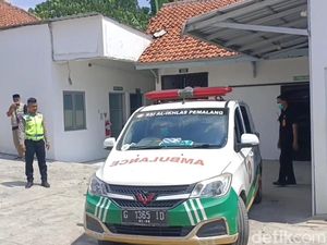 Identitas 2 Korban Tewas Laka Mobil Anggota DPR Dimyati Rois di Tol Pemalang Identitas 2 Korban Tewas Laka Mobil Anggota DPR Dimyati Rois di Tol Pemalang