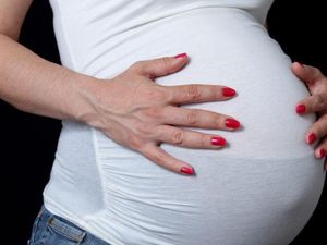 Kontroversi Rusia Beri Insentif Uang ke Pelajar yang Hamil