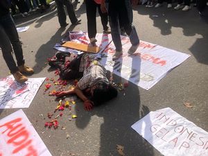 Naela Nazwa, Pelajar yang Curi Perhatian dalam Teatrikal May Day di Kalteng Naela Nazwa, Pelajar yang Curi Perhatian dalam Teatrikal May Day di Kalteng