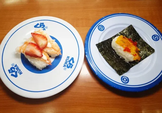 Unik! Resto Ini Sajikan Menu Sushi Pakai Stroberi dan Keju