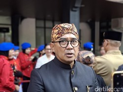 Pesan Walkot Bandung untuk Bobotoh Jika Persib Juara Malam Ini