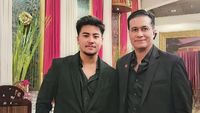 7 Momen Adjie Pangestu dan Rafi Bak Kakak Beradik