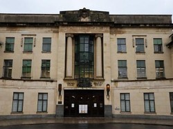 Hakim PBB Dipenjara 6 Tahun karena Paksa Wanita Jadi Pembantunya