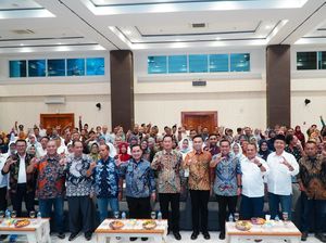 Bupati Lamongan Ajak Alumni Unej Sinergi Bangun Daerah Bupati Lamongan Ajak Alumni Unej Sinergi Bangun Daerah