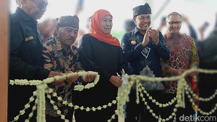 Gubernur Jawa Timur Resmikan SMKN Sukapura di Kawasan Wisata Bromo