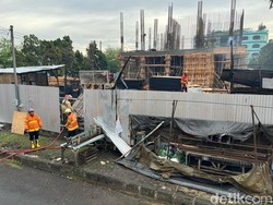 Proyek Pembangunan Gedung Bank di Tasikmalaya Terbakar
