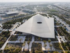 Desain Futuristik Masjid Al Mujadilah, Bangunan yang Dibuat Khusus Perempuan Desain Futuristik Masjid Al Mujadilah, Bangunan yang Dibuat Khusus Perempuan
