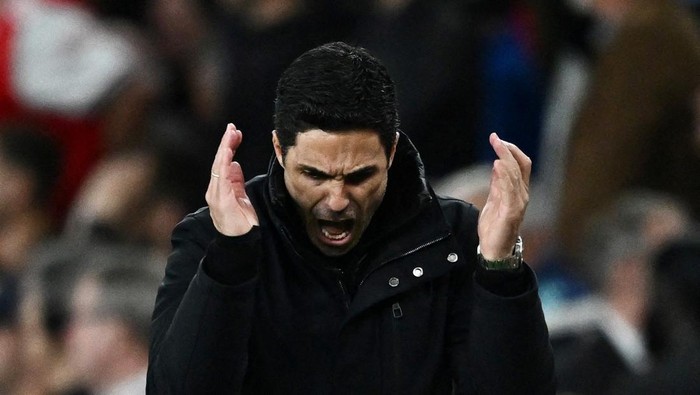 Soccer Football - Champions League - Semi Final - First Leg - Arsenal v Paris Saint Germain - Emirates Stadium, London, Britain - April 29, 2025 Arsenal manager Mikel Arteta REUTERS/Dylan Martinez     TPX IMAGES OF THE DAY