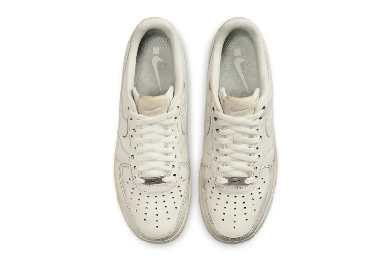 Nike Rilis Sneakers Dekil Rp 2,1 Juta.