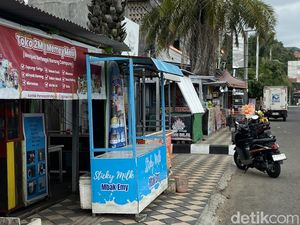 Pedagang Kaki Lima di Parepare Jualan di Atas Trotoar, Satpol PP Tegur Pedagang Kaki Lima di Parepare Jualan di Atas Trotoar, Satpol PP Tegur