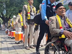 Manifes Tak Terbit, Puluhan Jemaah Calon Haji Asal Mataram Gagal Berangkat