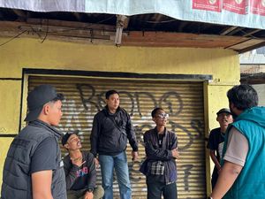 Polisi Amankan Pak Ogah yang Dilaporkan Bikin Macet Ciputat Polisi Amankan Pak Ogah yang Dilaporkan Bikin Macet Ciputat