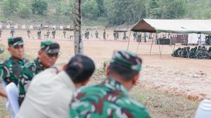 Potret Menhan Tinjau Fasilitas Latihan Prajurit TNI di Kalsel