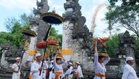 Potret Ritual Hari Raya Kuningan