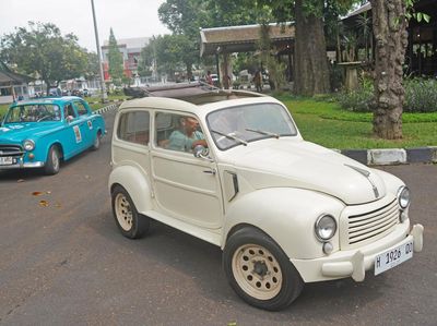 Saat Mobil Kuno Kumpul Promosikan Wisata Temanggung
