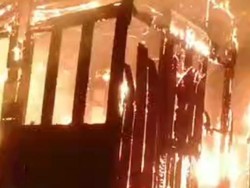 Rumah di Dekat Pasar Cinde Hangus Terbakar, Diduga Korsleting Listrik