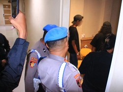 2 Pasangan Muda-mudi Digerebek Saat Berduaan di Kamar Penginapan