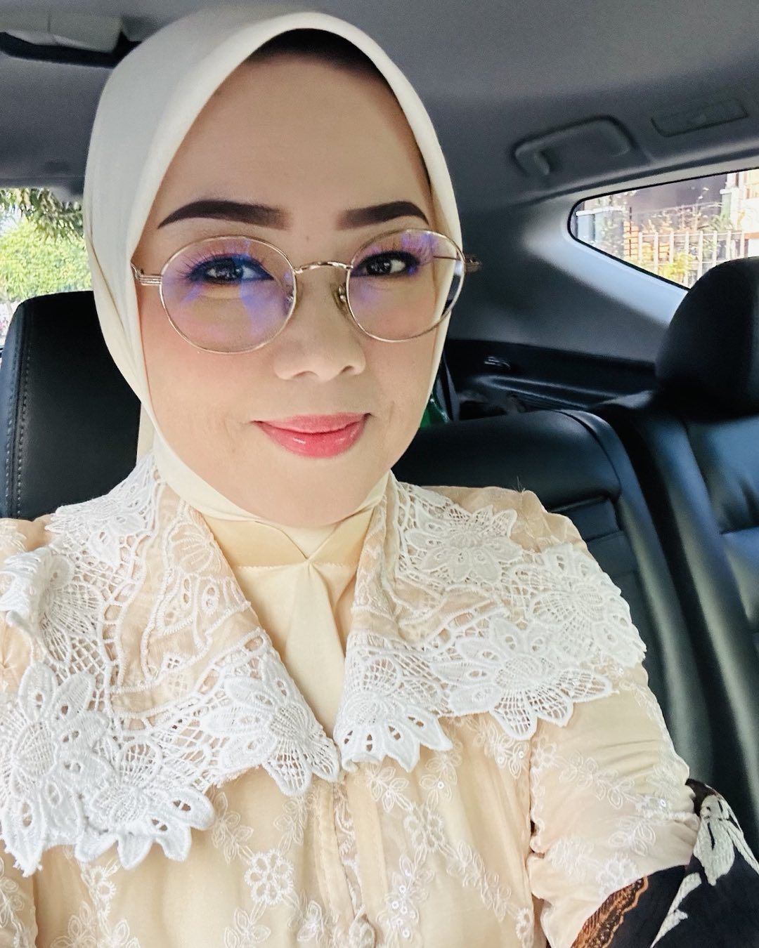 Anne Ratna Mustika Mantan Istri Dedi Mulyadi Gubernur Jawa Barat