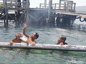 Bahagianya Nular, Anak Logam Panen Cuan-Jukung di Teluk Gilimanuk Bahagianya Nular, Anak Logam Panen Cuan-Jukung di Teluk Gilimanuk