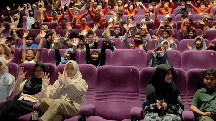 Video: CT ARSA Foundation Ajak Anak-anak Nonton Bareng Lewat Jumbo Berbuatbaik
