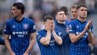Ipswich Town kehilangan 27 poin gara-gara 6 hasil imbang dan 5 kali kalah meski sempat unggul atas lawannya. (Foto: Visionhaus/Getty Images)