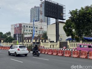 CFD Depok Selesai, Lalu Lintas Jalan Margonda Raya Kembali Normal CFD Depok Selesai, Lalu Lintas Jalan Margonda Raya Kembali Normal