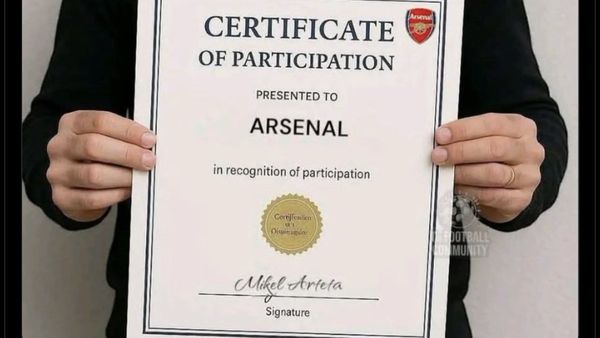 Meme: Arsenal Sudah Gagal Juara, Kini Terancam Digeser Rival Lain Pula
