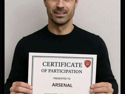 Meme: Arsenal Sudah Gagal Juara, Kini Terancam Digeser Rival Lain Pula