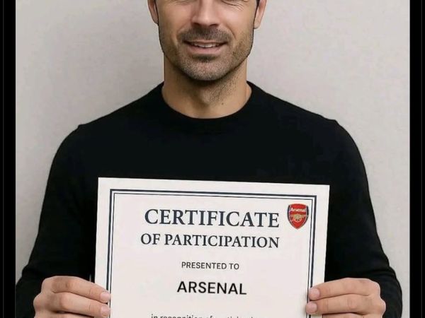 Meme: Arsenal Sudah Gagal Juara, Kini Terancam Digeser Rival Lain Pula