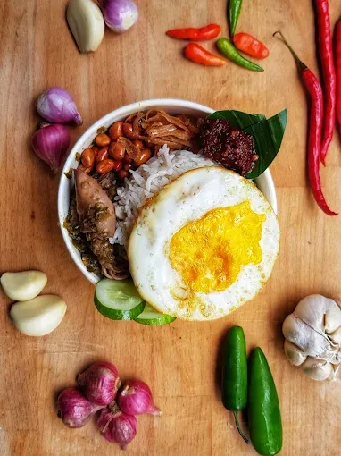 Nasi lemak enak di Jakarta