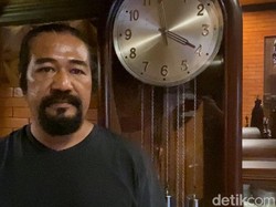 Cuan Barang Antik, Pria Banjarnegara Raup Omzet Ratusan Juta-Biayai S2