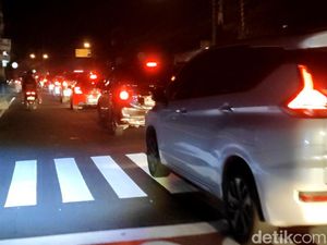 Libur Galungan Usai, Arus Balik Wisata Picu Macet di Badung Libur Galungan Usai, Arus Balik Wisata Picu Macet di Badung