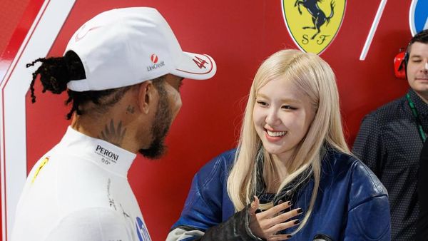 Ngeng! Rose BLACKPINK Datang ke F1 Grand Prix Miami