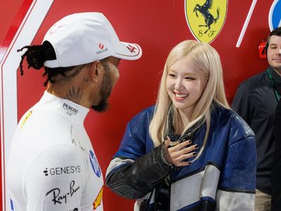 Ngeng! Rose BLACKPINK Datang ke F1 Grand Prix Miami