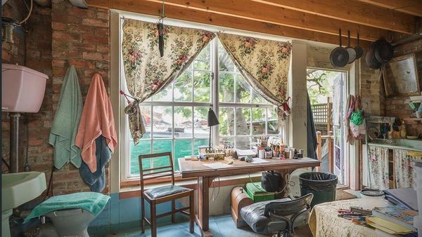 Deretan Rumah Aneh tapi Masih Laku Dibeli Orang