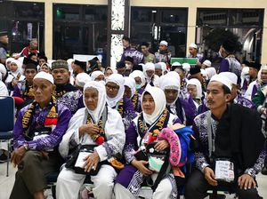 369 Jemaah Haji Kloter 2 Embarkasi Palembang Bertolak ke Tanah Suci 369 Jemaah Haji Kloter 2 Embarkasi Palembang Bertolak ke Tanah Suci
