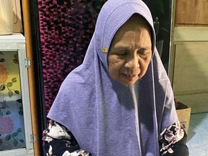 Tekun Nabung 55 Tahun, Pedagang Sate Mandailing Natal Akhirnya Naik Haji