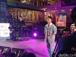 Betrand Peto Bawakan 2 Lagu Baru, Meriahkan detikSore On Location Betrand Peto Bawakan 2 Lagu Baru, Meriahkan detikSore On Location